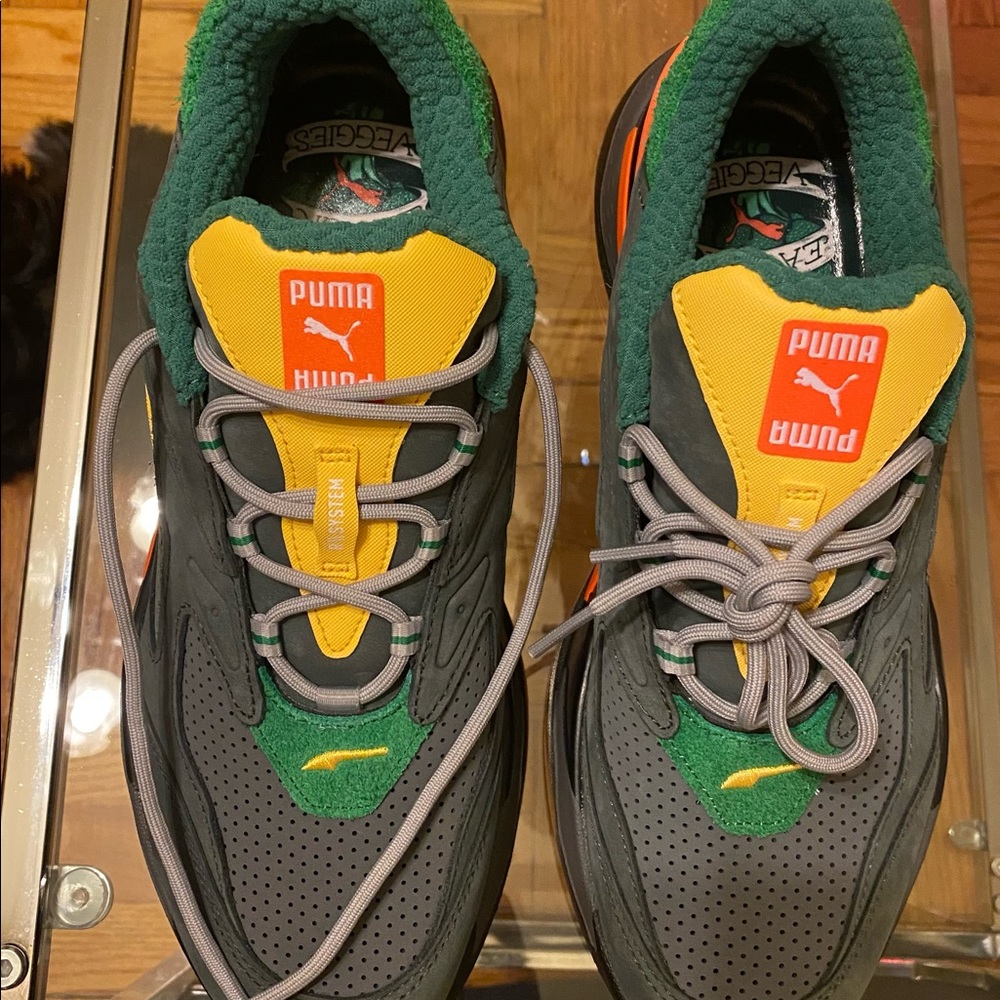 Puma sneakers